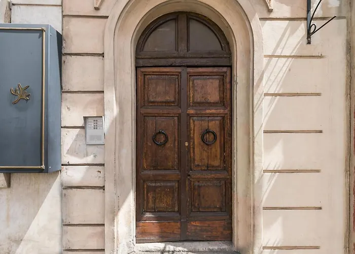 Residenza Piazza Di Spagna Апартаменты *